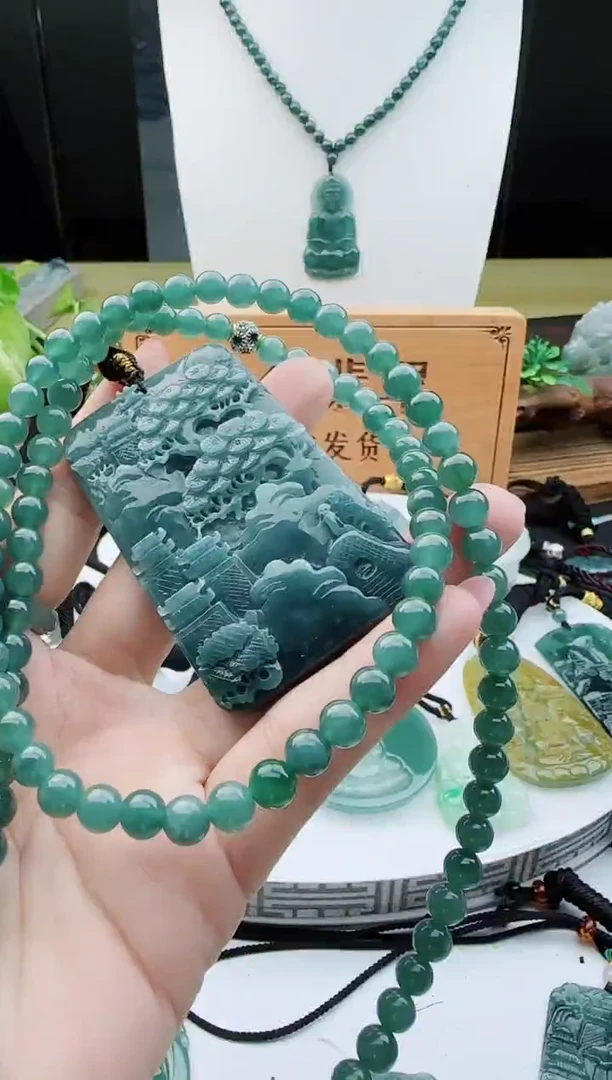 【闪购商品】翡翠颈饰未镶嵌多样性随机一件发货