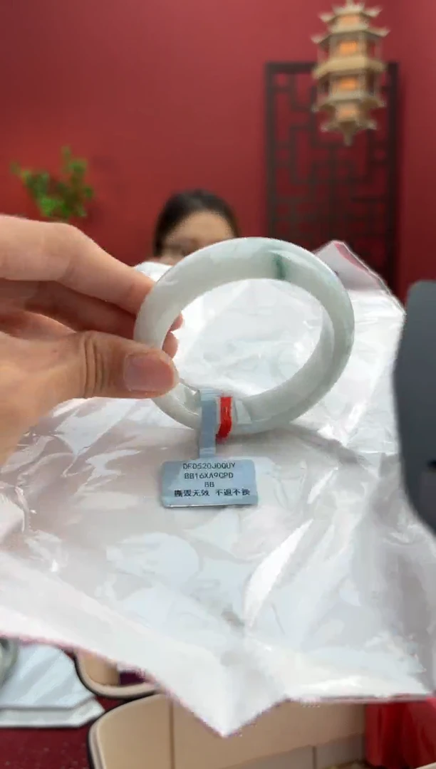 未镶嵌手镯翡翠翡翠手镯