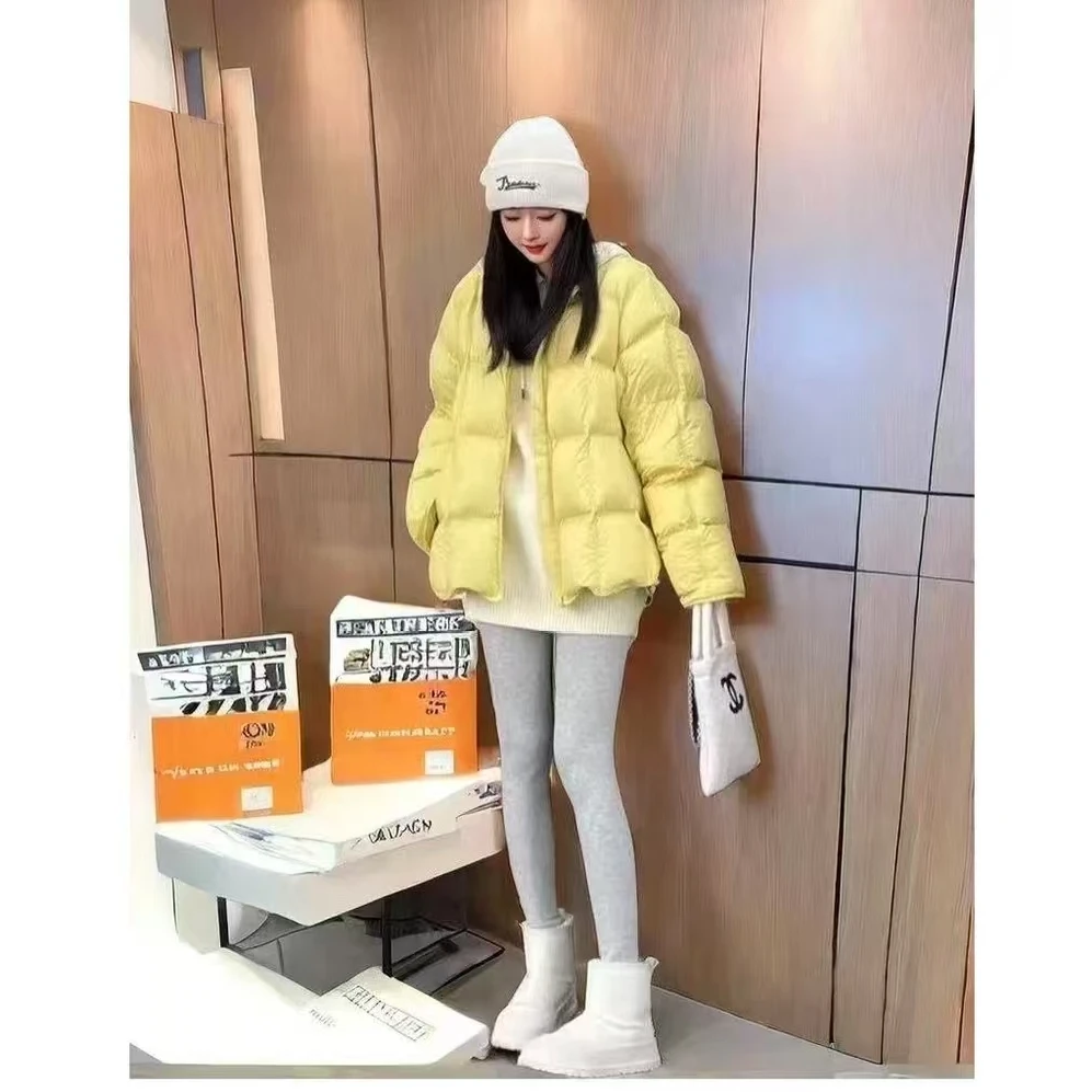 8111款无领简约百搭2024冬季新款时尚短款泡芙羽绒服女