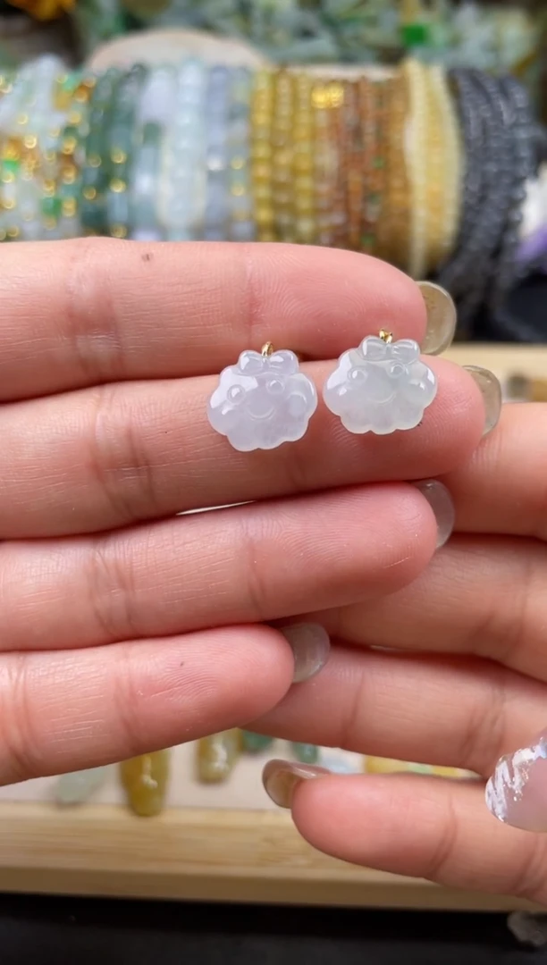 【闪购商品】翡翠颈饰未镶嵌天然翡翠小云朵2颗67