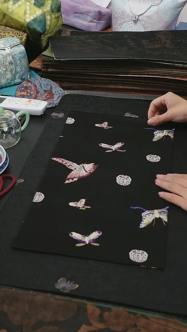 50✖24，刺绣款系列百蝶图