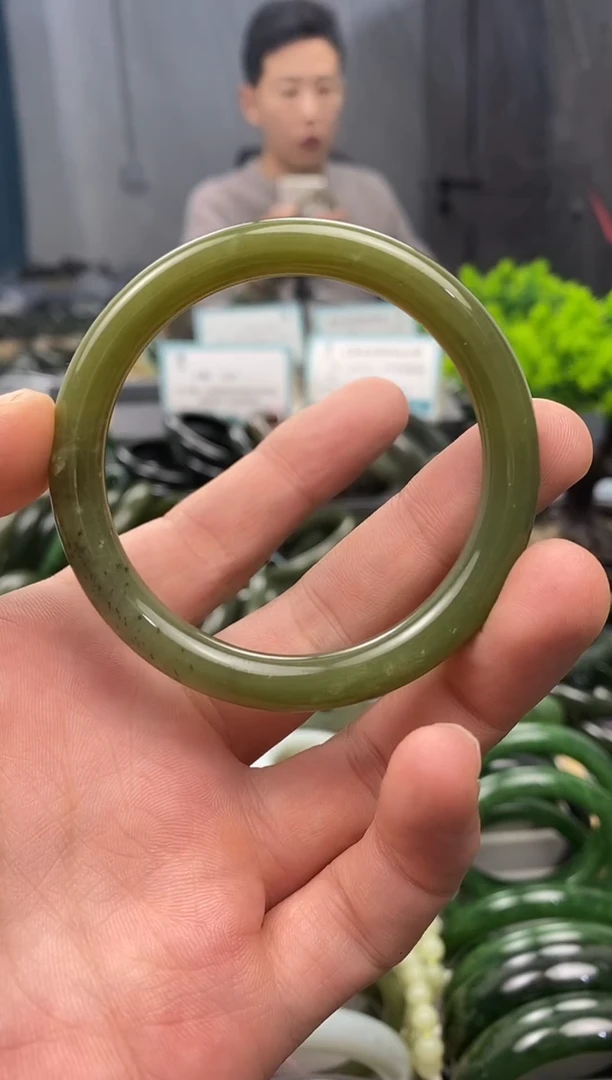 未镶嵌手镯和田玉52.7