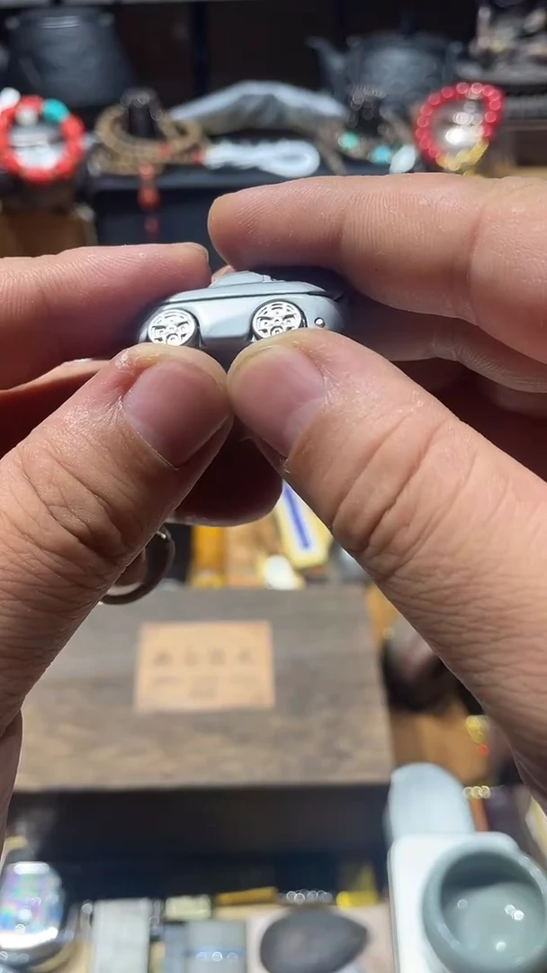 瓷片闪购商品 如图所示
