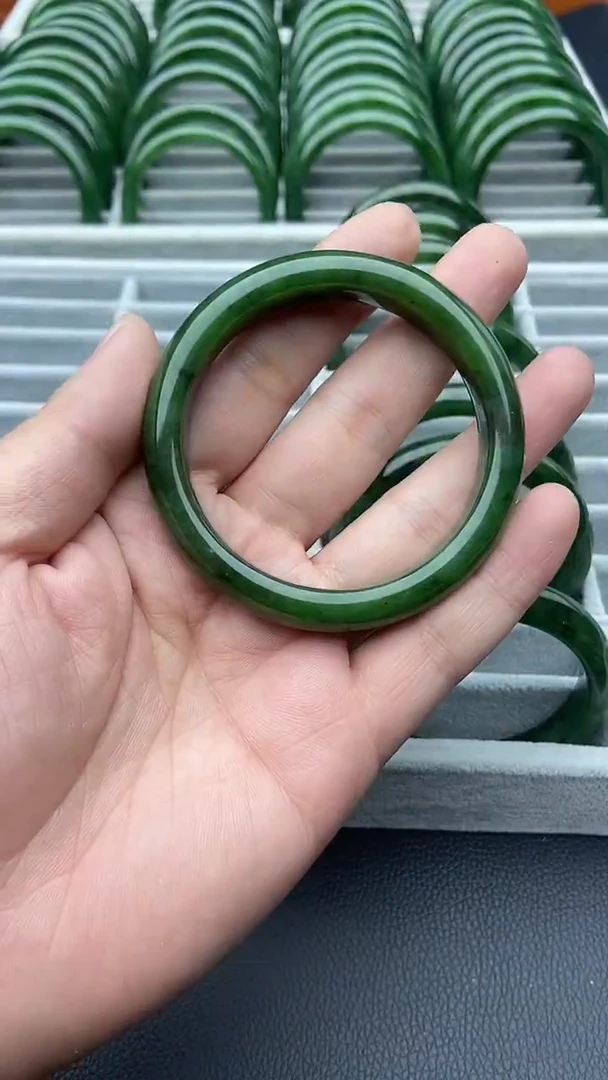 未镶嵌手镯和田玉（碧玉）21-57.9