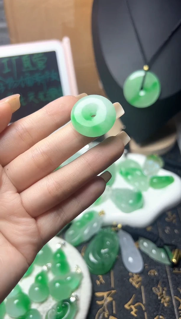 颈饰未镶嵌翡翠所见即所得，一图一物