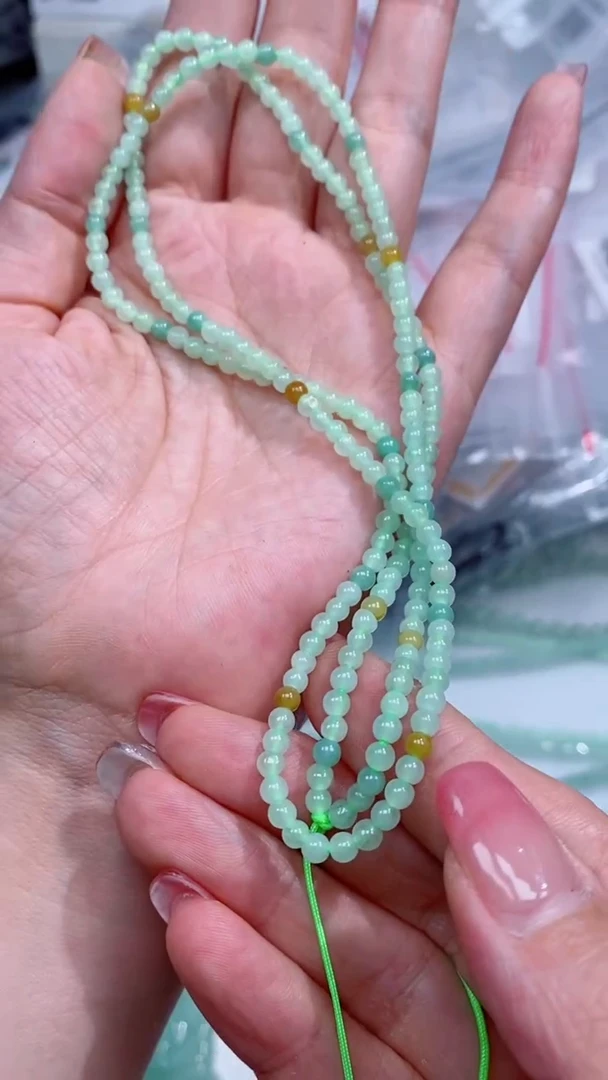 翡翠未镶嵌颈饰珠链