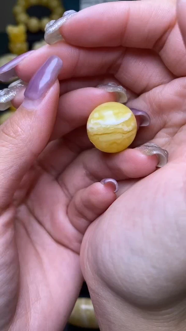 【闪购商品】琥珀裸石未镶嵌葵. 95