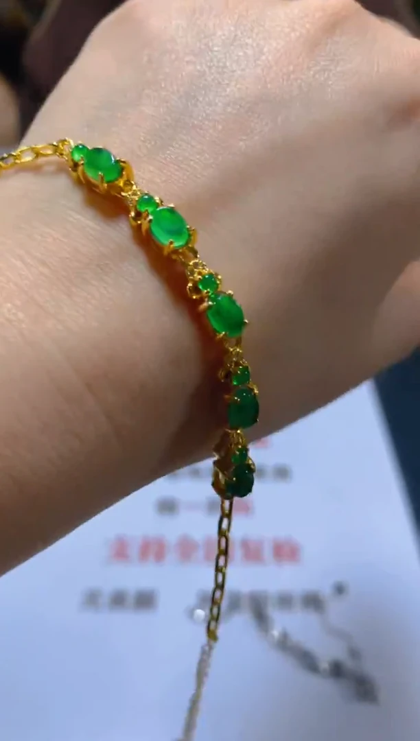 未镶嵌手链翡翠多样性发一
