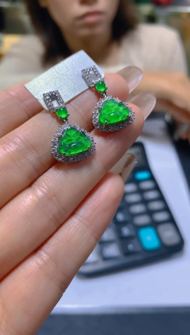 未镶嵌翡翠耳饰多样性发一