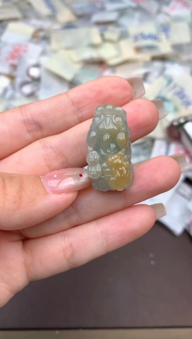 未镶嵌挂件翡翠一