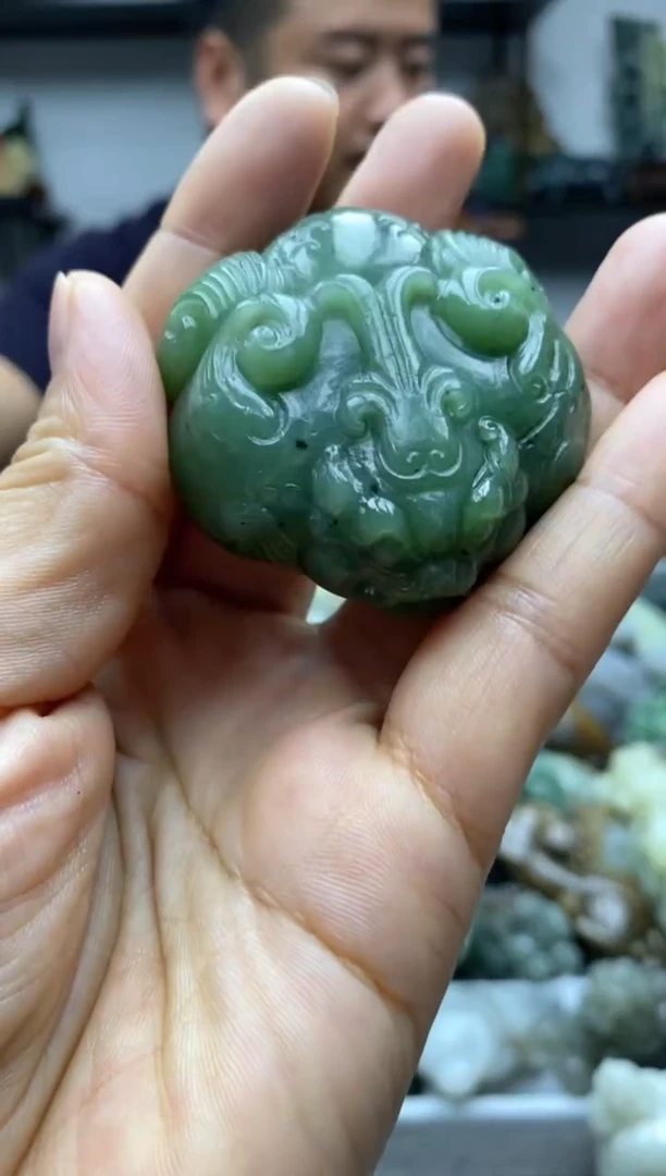 未镶嵌和田玉把件1