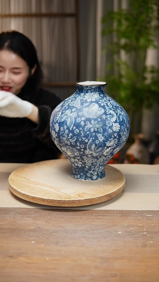 【闪购商品】陶瓷 花器青花瓷蝶恋花灯笼