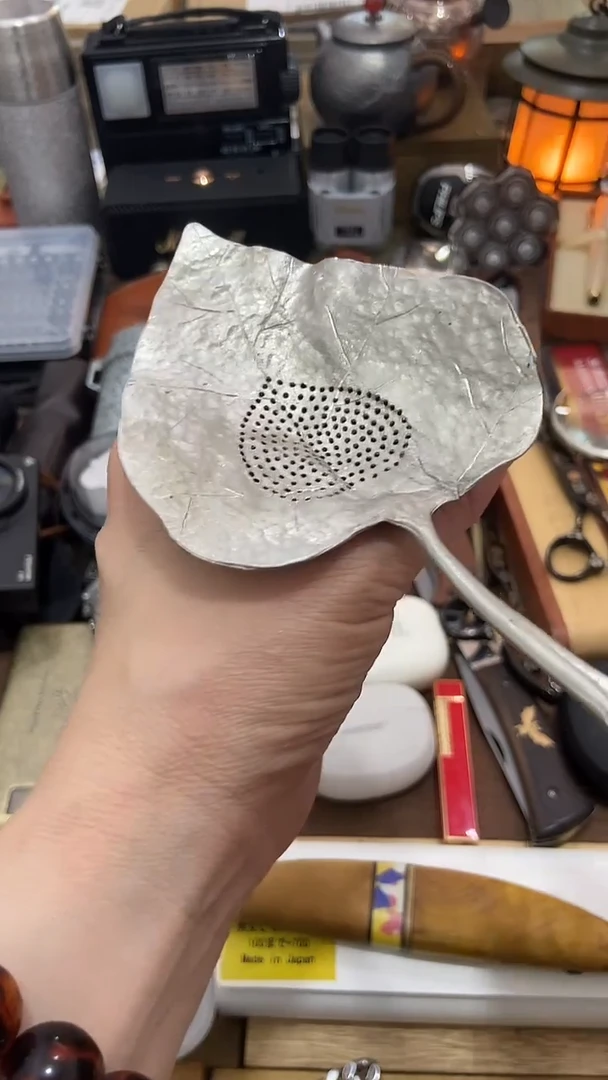 瓷片闪购商品 如图所示