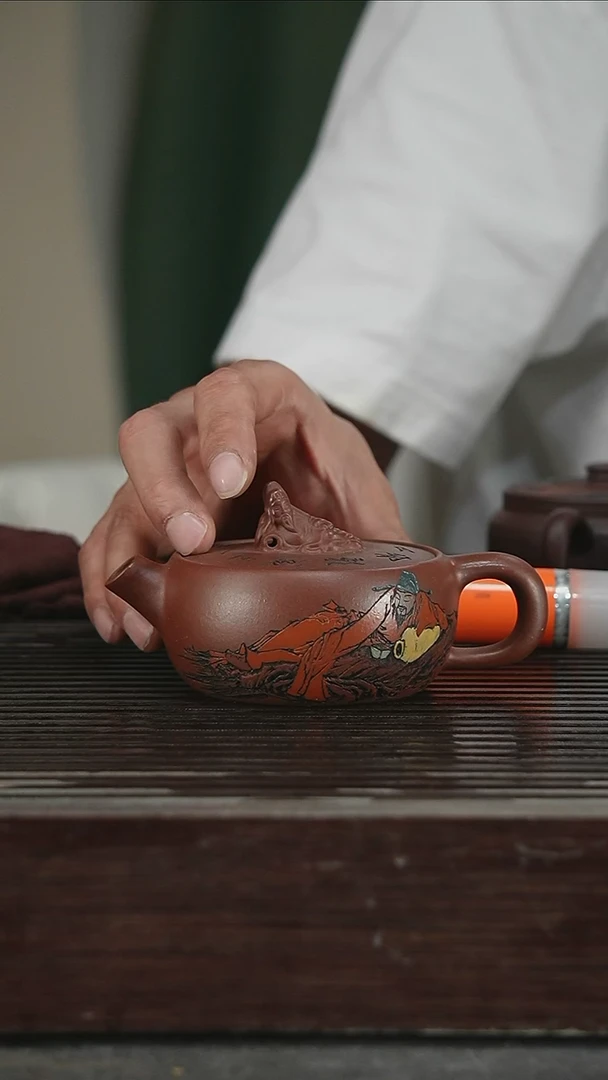 茶壶紫砂省大勇淑英，带证160CC228号