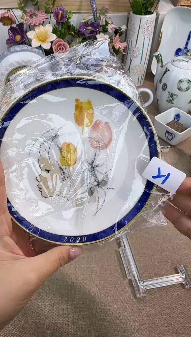 瓷片泡泡家的瓷器真好看