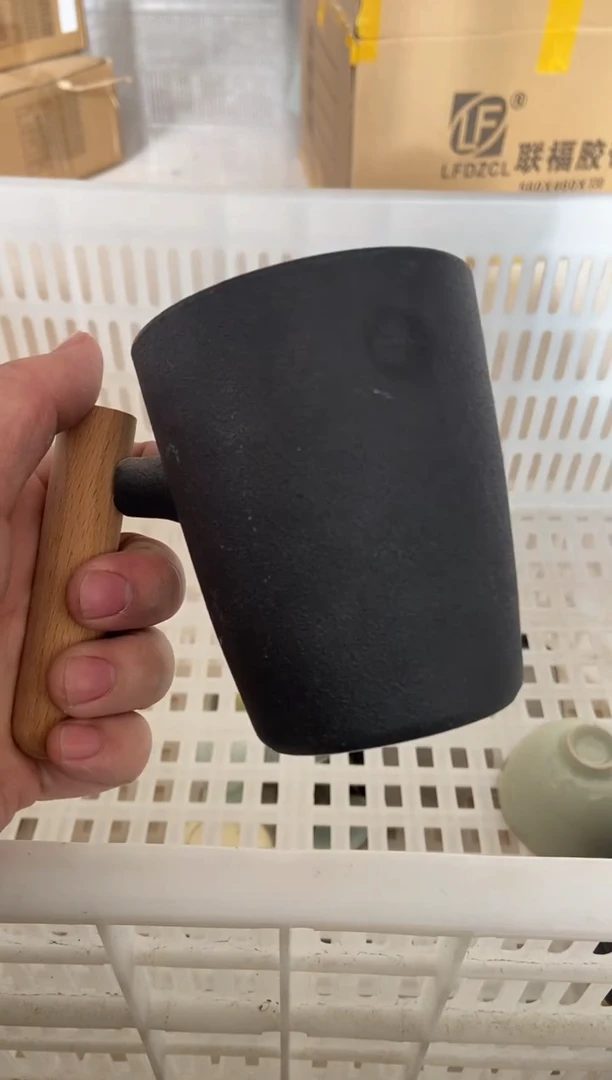 杯无运费险有瑕疵的摄影的产品有使用过的痕迹有点脏介意勿拍