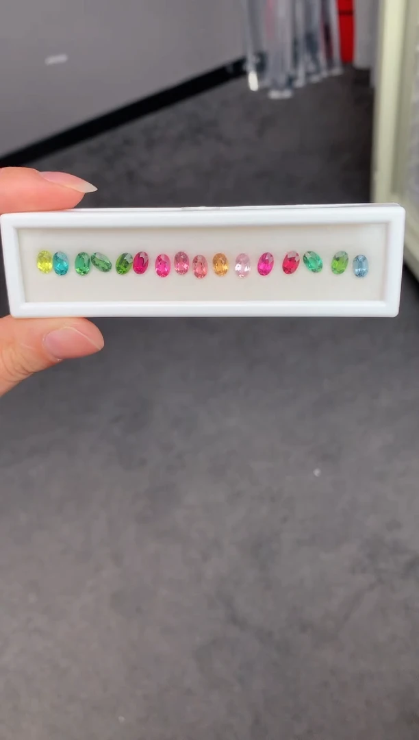 裸石未镶嵌碧玺碧玺套系