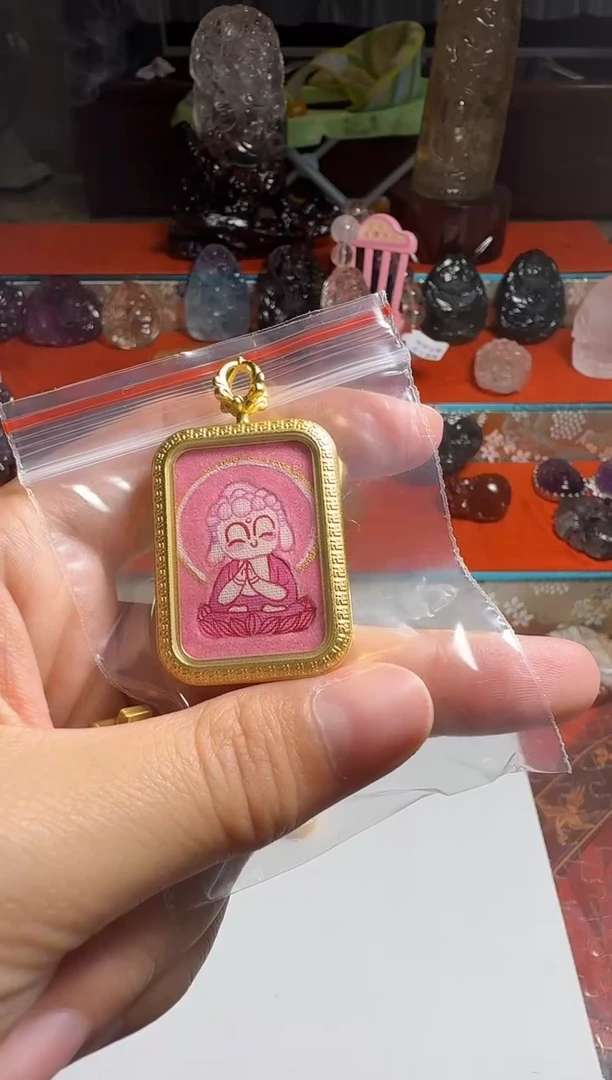 铁合金无万***?时尚精美吊坠