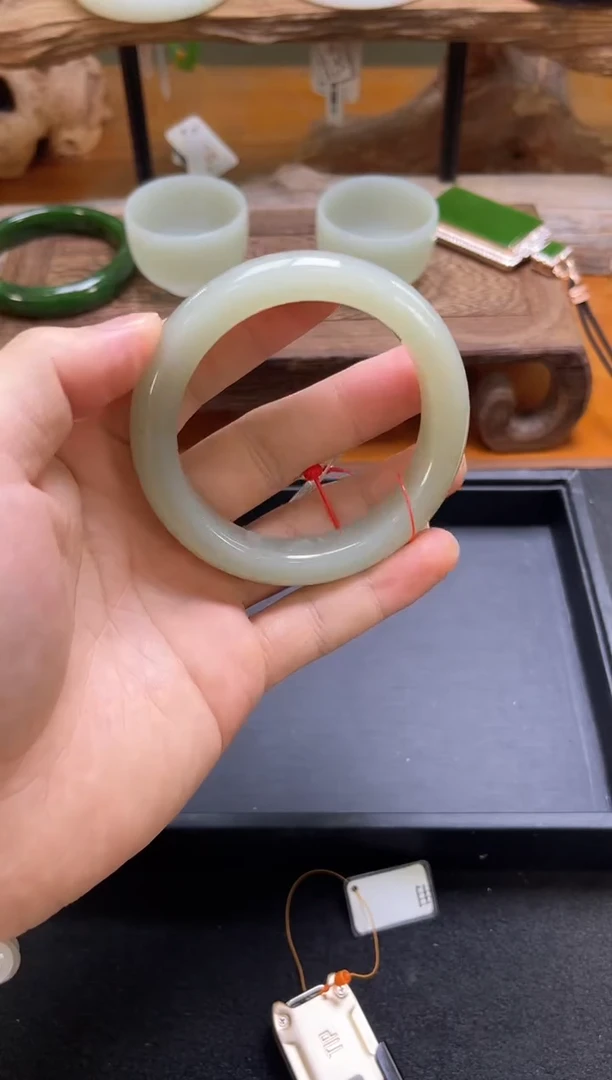 未镶嵌手镯和田玉万**意新疆且末57+圈36