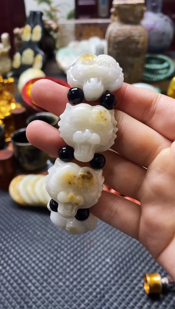 未镶嵌和田玉挂件1