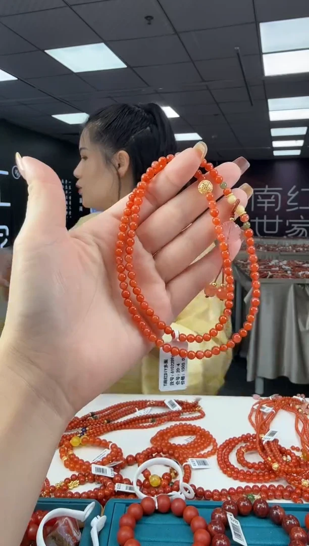未镶嵌珠串南红玛瑙多样发其一/96225090199