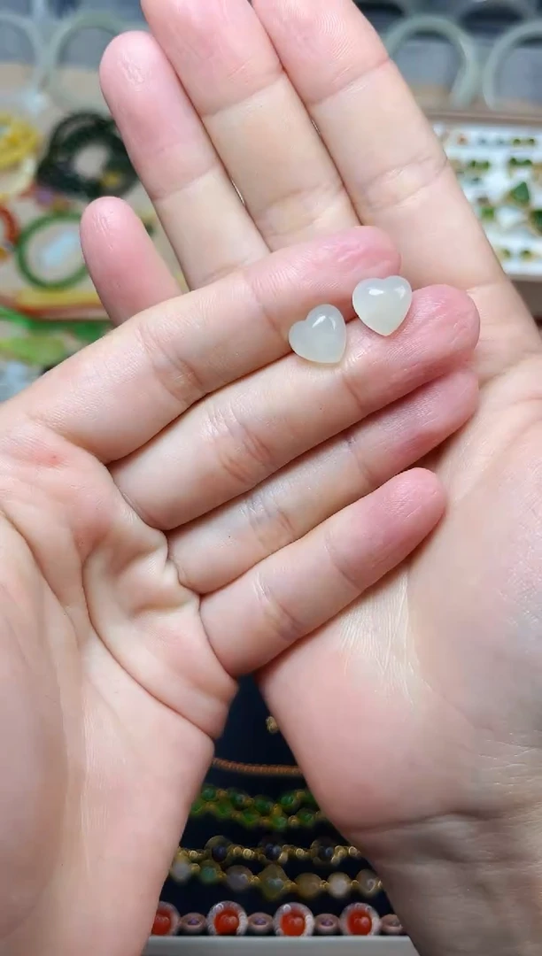 和田玉银S925镶嵌耳饰爱心耳钉06