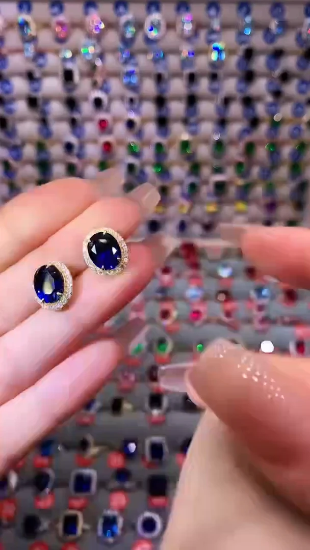 【闪购商品】蓝宝石耳饰银S925镶嵌111111