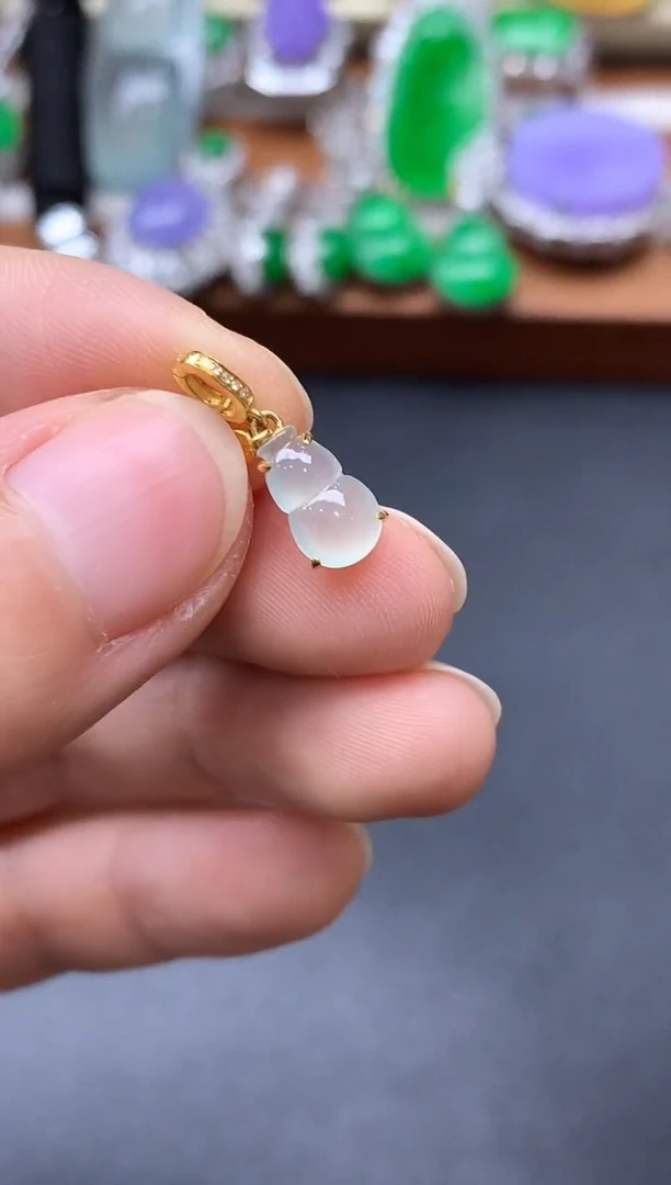 颈饰18K金镶嵌翡翠199-中国好珍宝