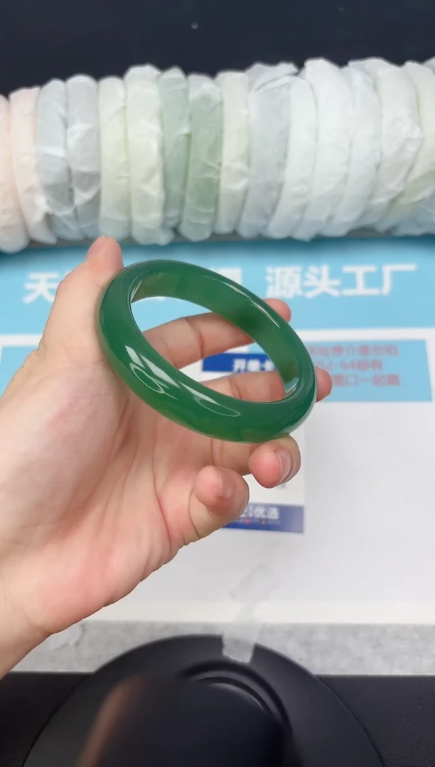 未镶嵌手镯石英质玉58-58