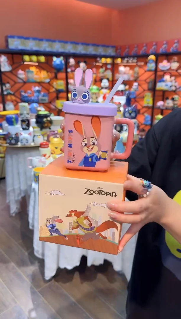 瓷片@@疯狂动物城兔子警官四方陶瓷吸管杯