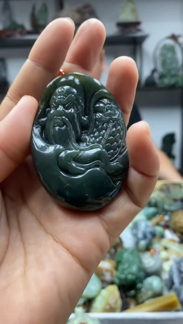 和田玉未镶嵌把件1