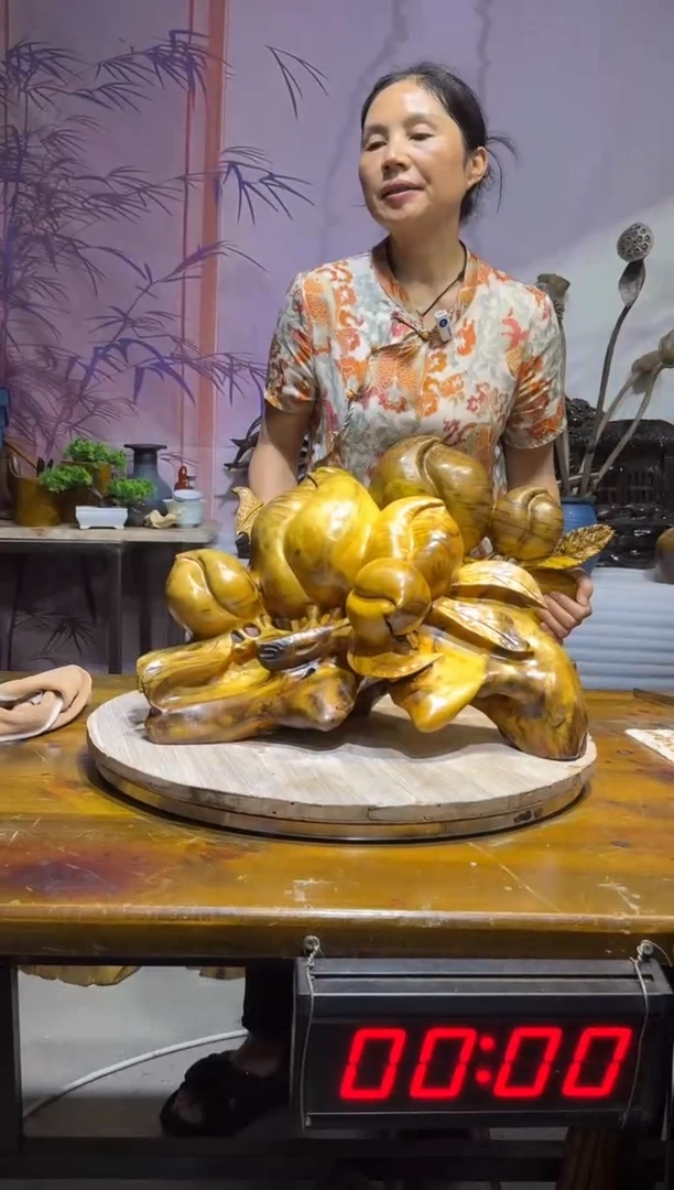 金丝楠王*金丝楠木雕刻摆件