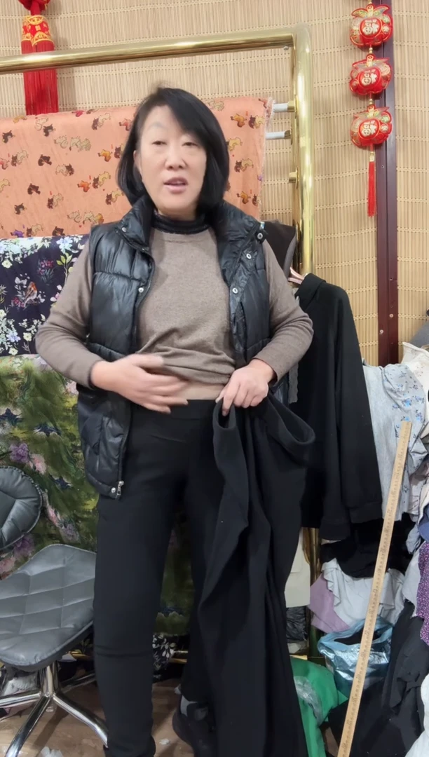 锦纶黑色一体绒成品打底裤一条  3XL  码  包身穿