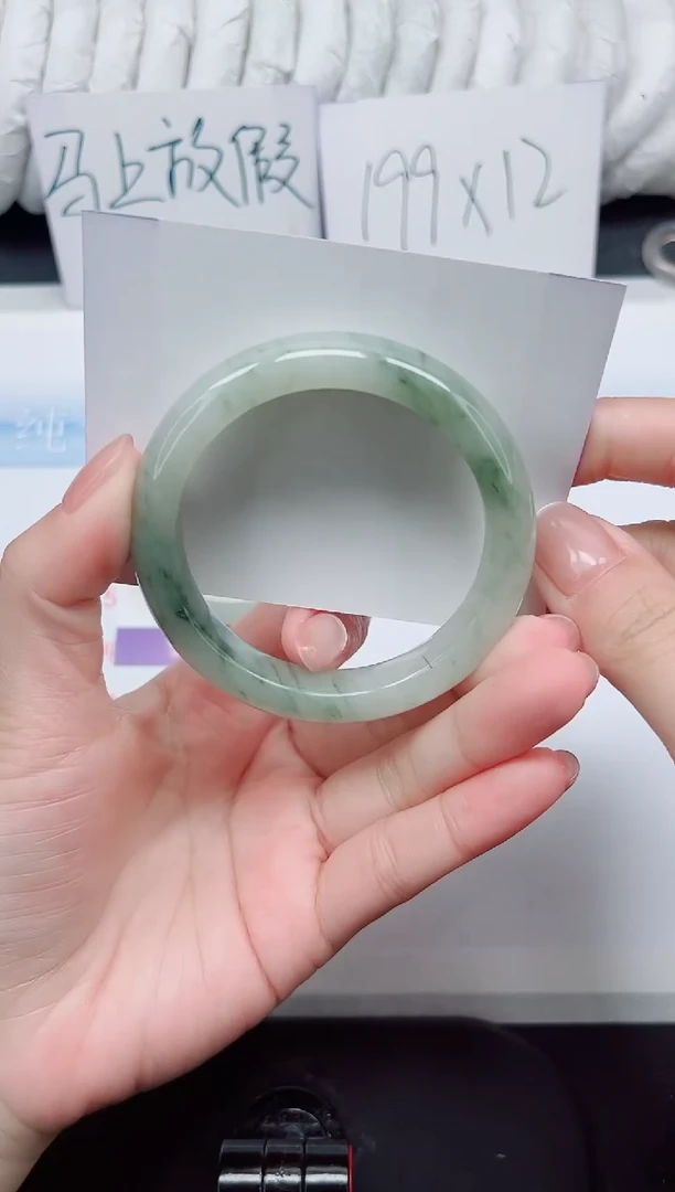 【闪购商品】石英质玉手镯未镶嵌24#51.9