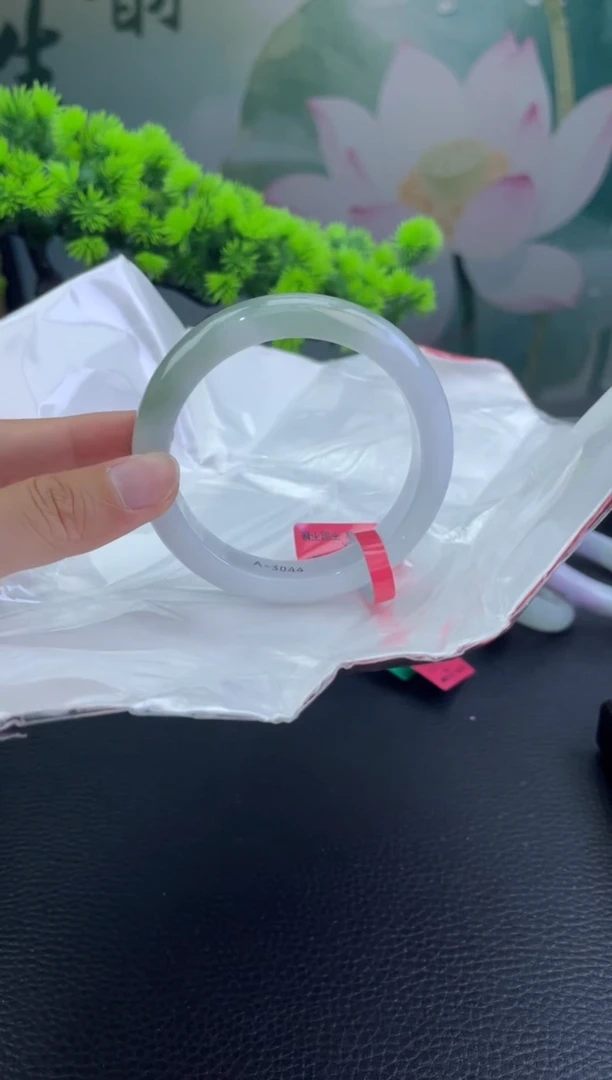 翡翠手镯未镶嵌6翡翠手镯