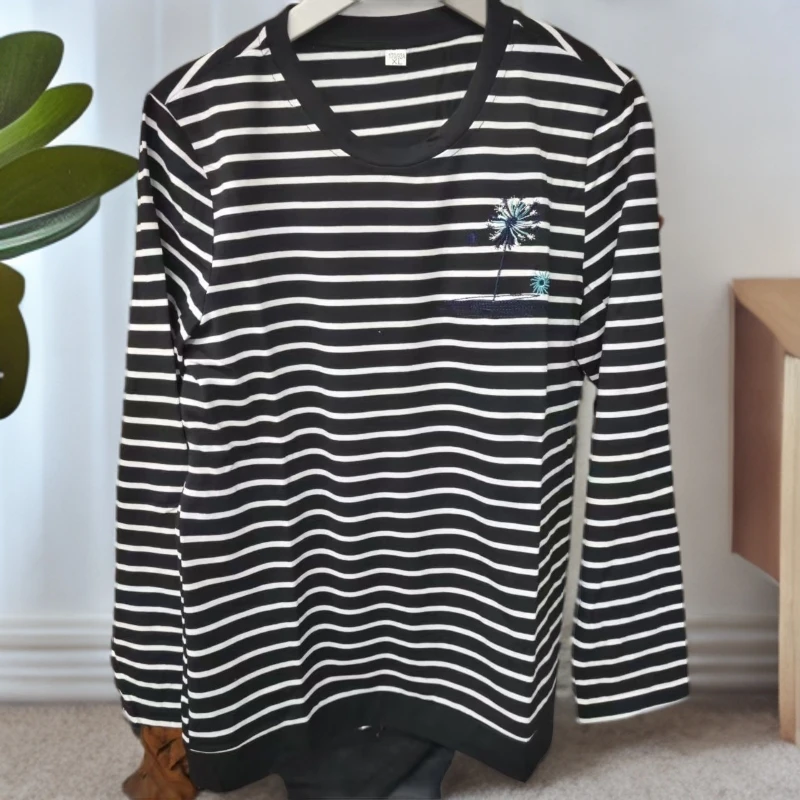 C135气质长袖时尚休闲条纹圆领女装打底衫百搭女士宽松潮流印花