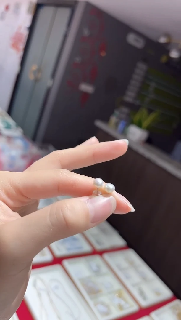 【闪购商品】淡水珍珠耳饰银S925镶嵌GS0390淡水珍珠耳钉