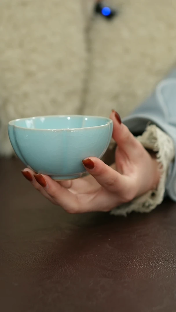 摆件瓷原矿原釉汝宋汝瓷 花口杯