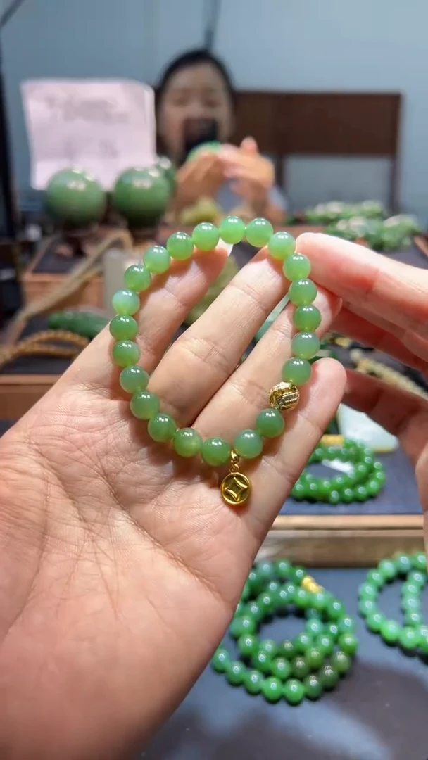 未镶嵌手串和田玉（碧玉）1