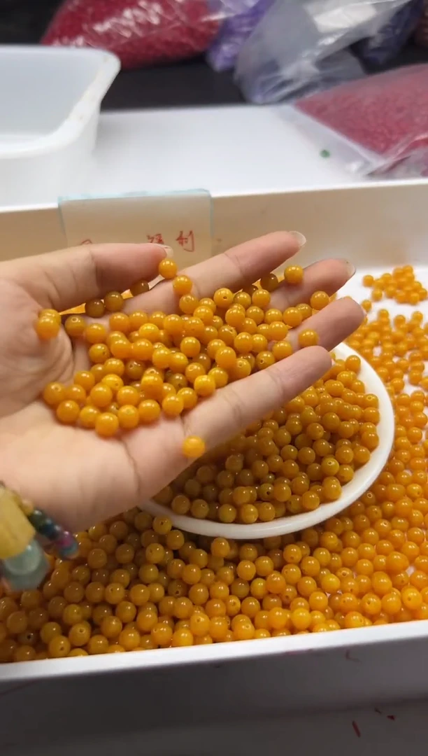 蜜蜡颈饰未镶嵌w41鸡油黄蜜蜡6mm*50颗