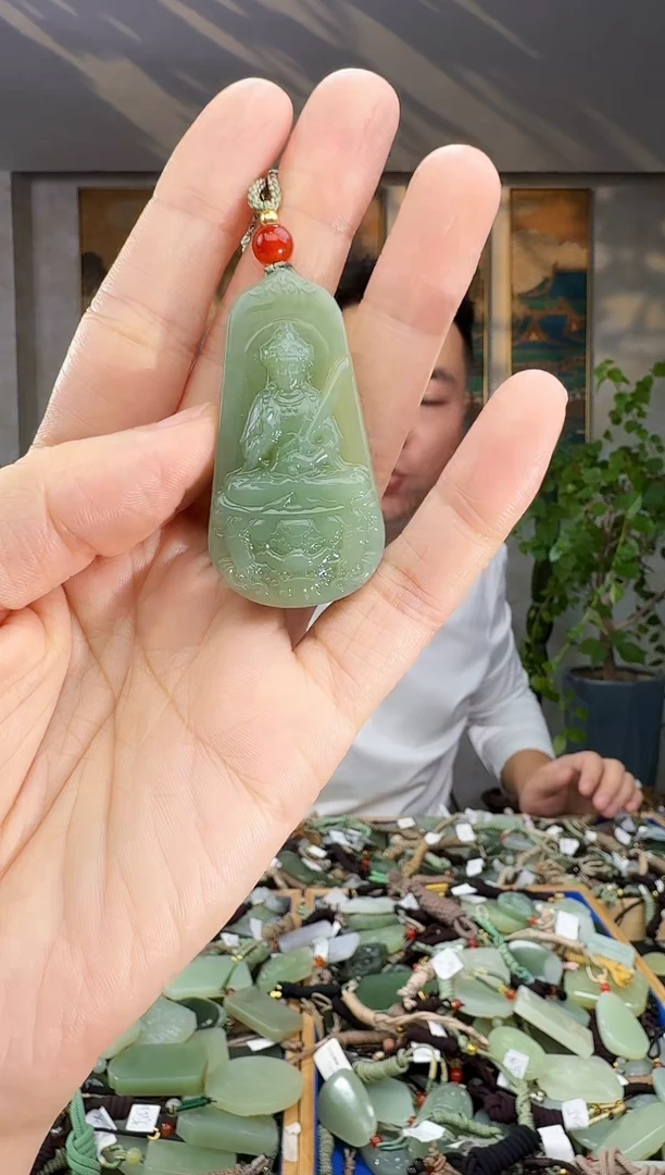 未镶嵌和田玉挂件拍一发一