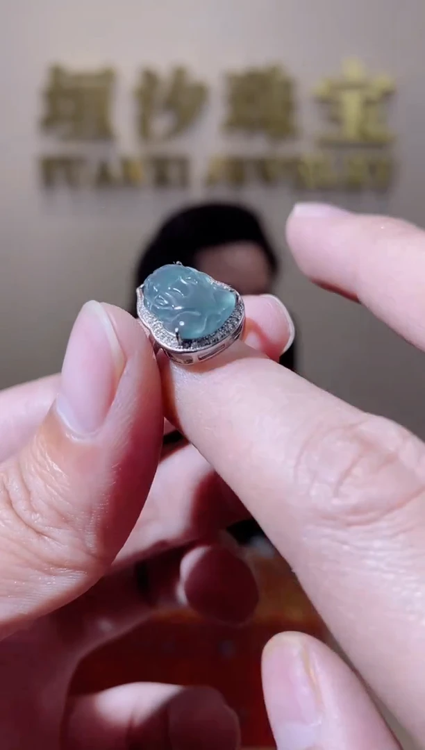 【闪购商品】翡翠颈饰银S925镶嵌天然A货翡翠戒指