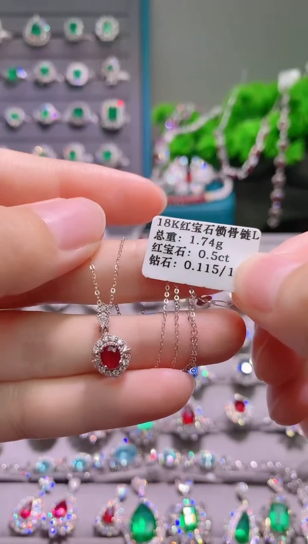 18K金锁骨链18K金镶嵌红宝石.
