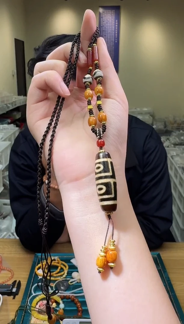 玛瑙/玉髓颈饰未镶嵌小*多样性发一件 049