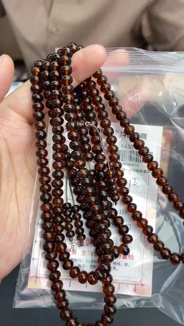 琥珀颈饰未镶嵌蓝***香天然琥珀12