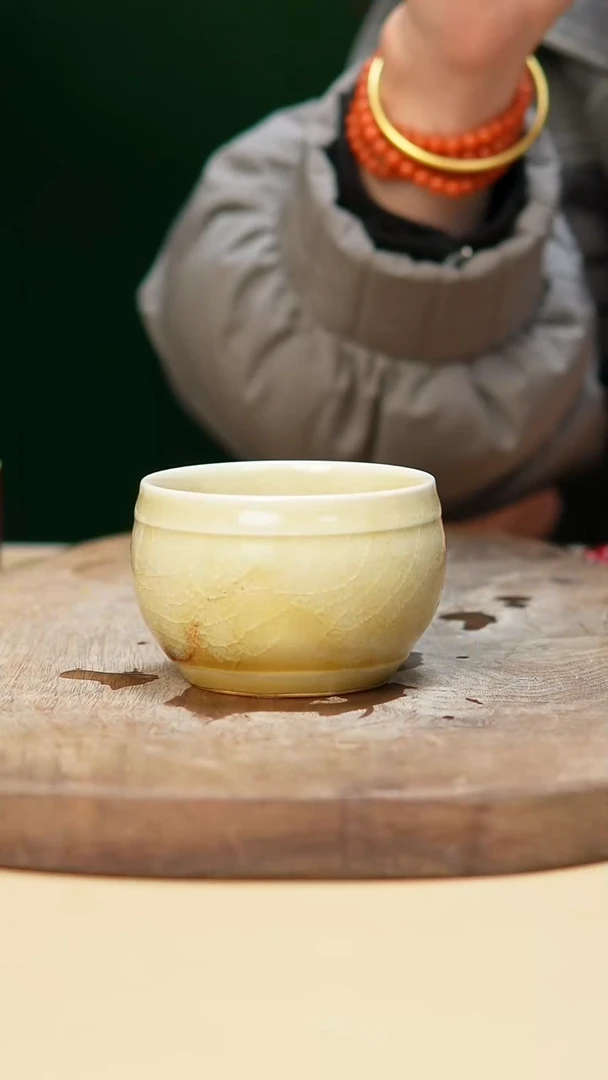 钧瓷作品—郑郑—鸡油黄简包—838