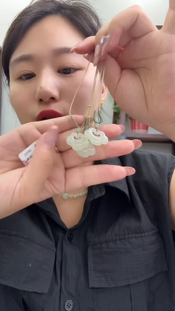 和田玉未镶嵌颈饰吊坠xh001多样性发其一