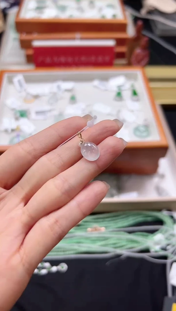 【闪购商品】翡翠18K金镶嵌颈饰DFZ0317-154