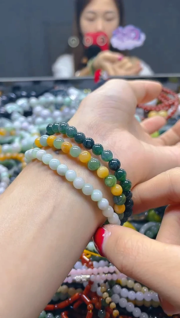 颈饰未镶嵌翡翠5MM/N/翡翠A货，一件也是批发价