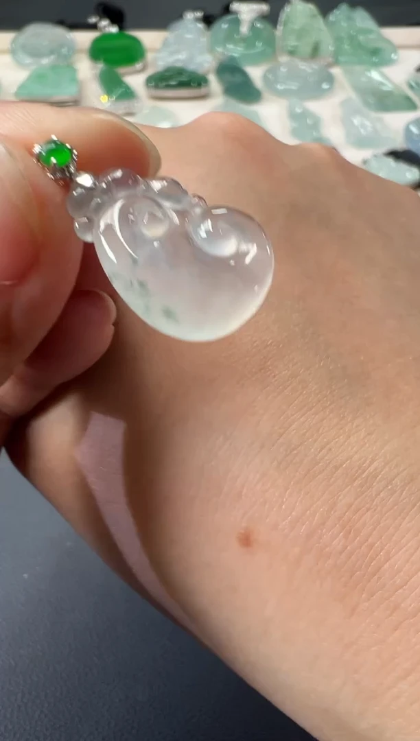 吊坠(不含链)18K金镶嵌翡翠B75|980